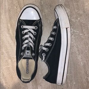 Black converse